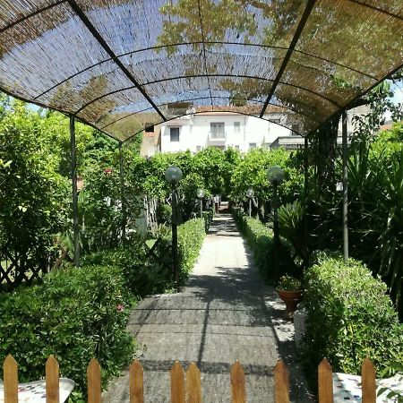 Il Giardino Degli Agrumi Казерта Экстерьер фото