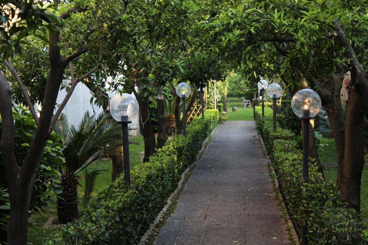 Il Giardino Degli Agrumi Казерта Экстерьер фото